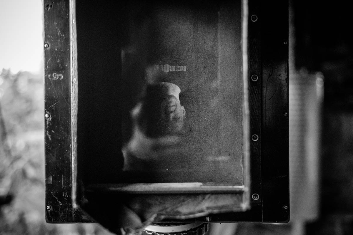 Pre-focusing on my subject with the Goerz-Anschütz Ango