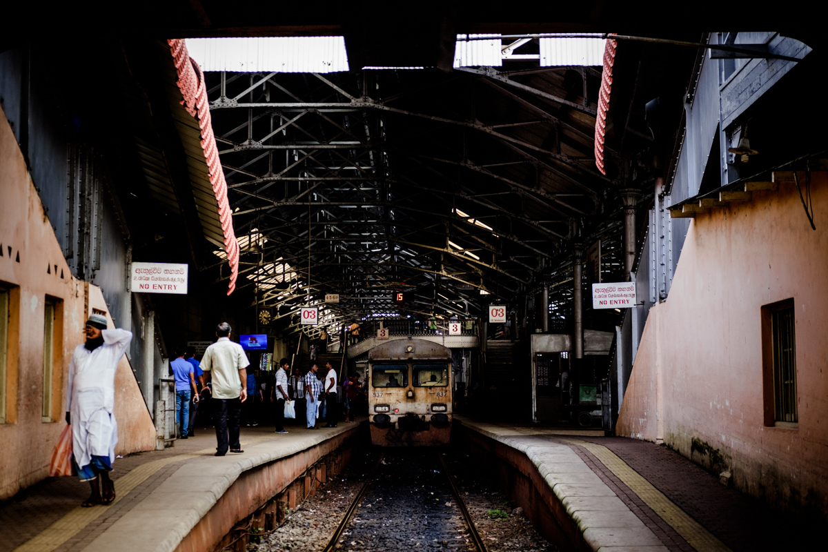 Colombo Fort Train Station. Fujifilm X-T1, XF 35mm F2 | 1250 sec, f2, ISO 800