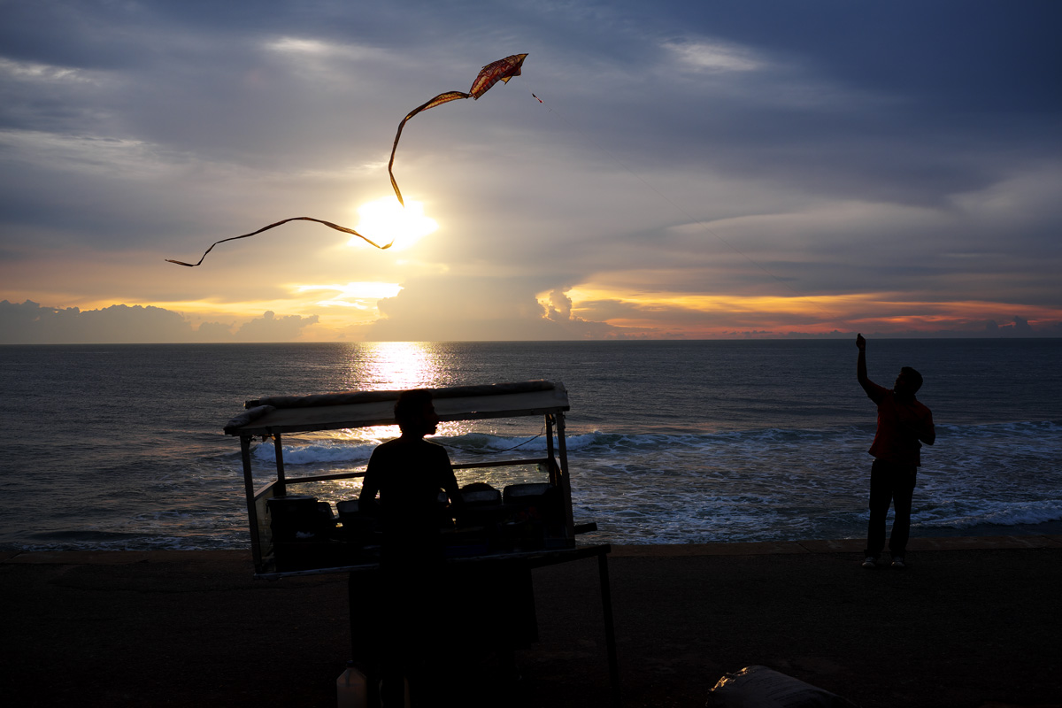 Galle Face Green. Colombo, Sri Lanka -- Fuji X-Pro 2, XF 27mm F2.8 | 1/1000 sec, f2.8, ISO 320