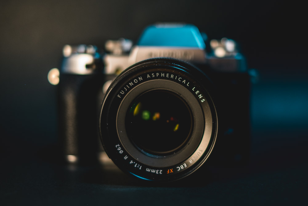 The XF 23mm f1.4 on the Silver Graphite X-T1